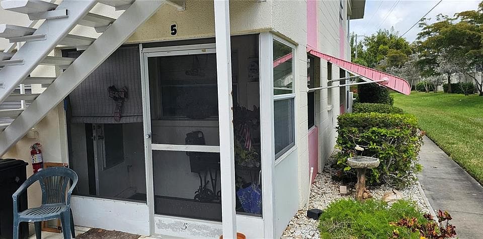 1st image of 2507 Beneva Rd Unit 5