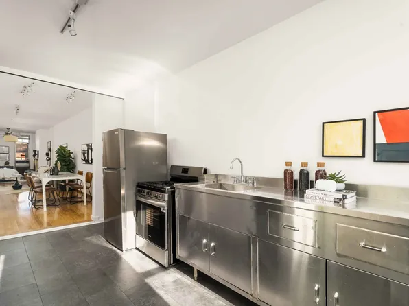 152 North 9th Street image 10 of 16