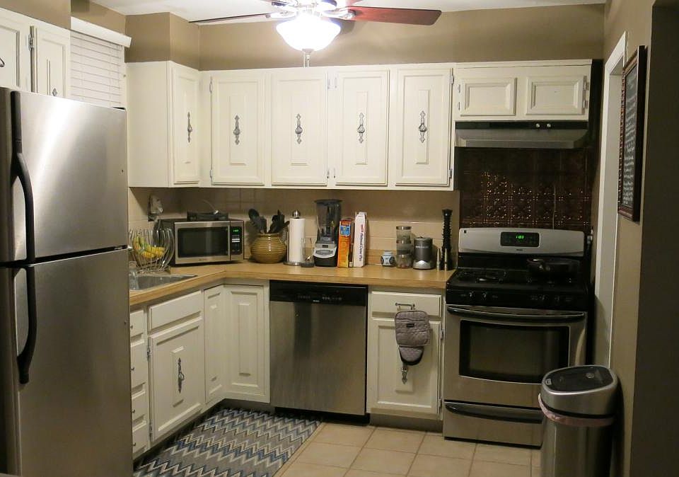 2nd image of 1147 19th St NE