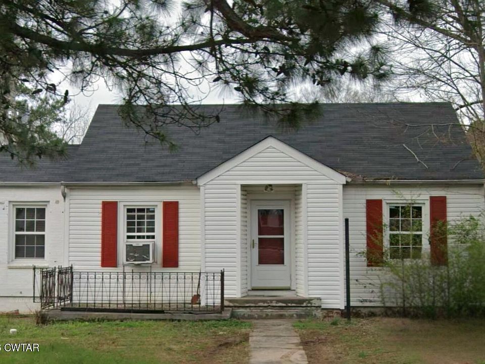 1st image of 203 E Forest Ave