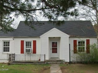 203 E Forest Ave, Jackson, TN 38301