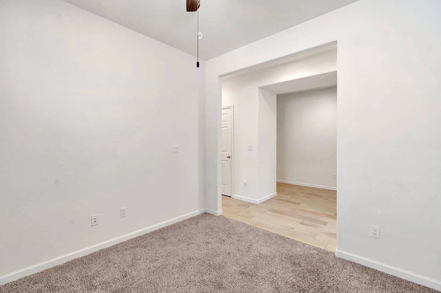 3 bed, 1702 sqft, $2,500 — Photo 3