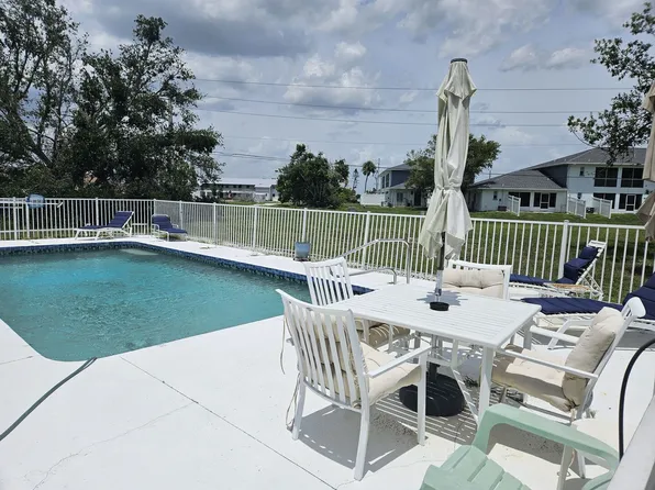 3586 Cape Haze Dr #4, Rotonda West, FL 33947