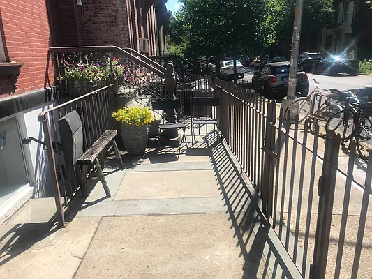 Rented by Capri Jet Realty Corp | media 27