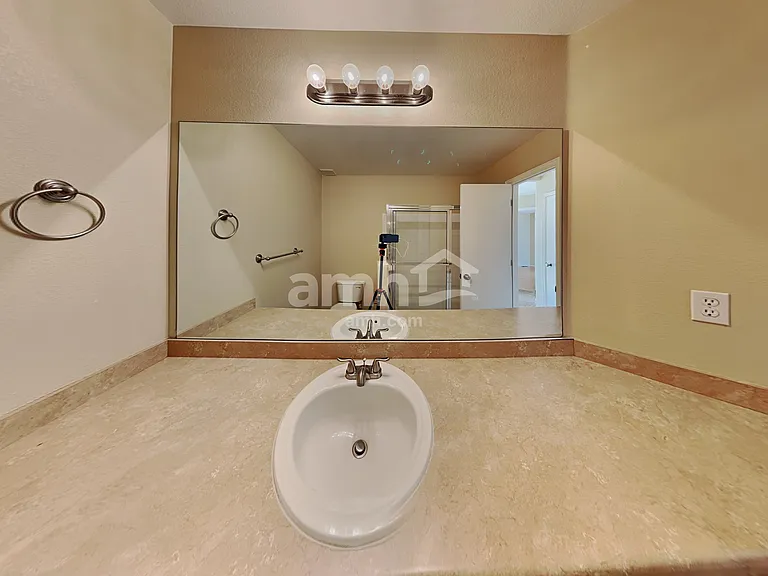 342 W Prestwick Way — Photo 14