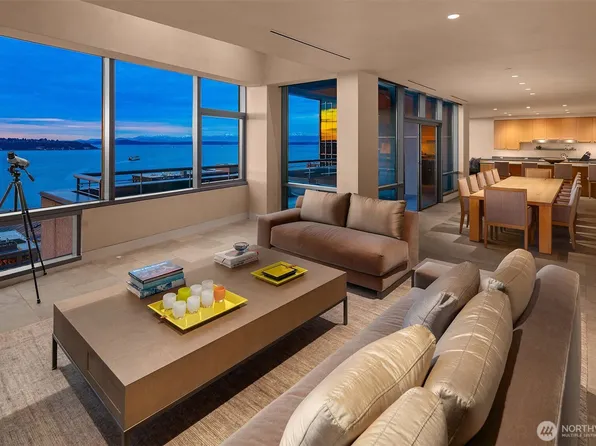 715 2nd Avenue #1501, Seattle, WA 98104