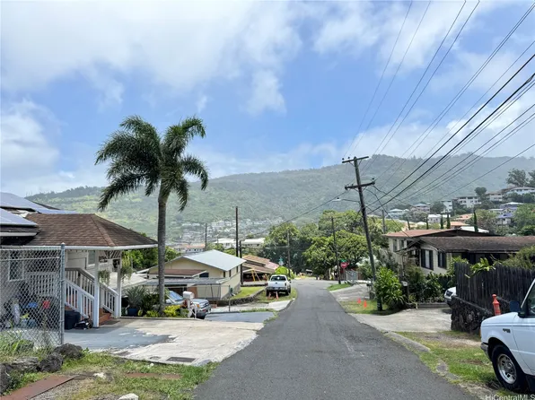 1581 Murphy St, Honolulu, HI 96819