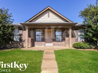 9998 Branley Oak Dr, Cordova, TN 38016
