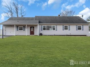 107 Anita Dr, Piscataway, NJ