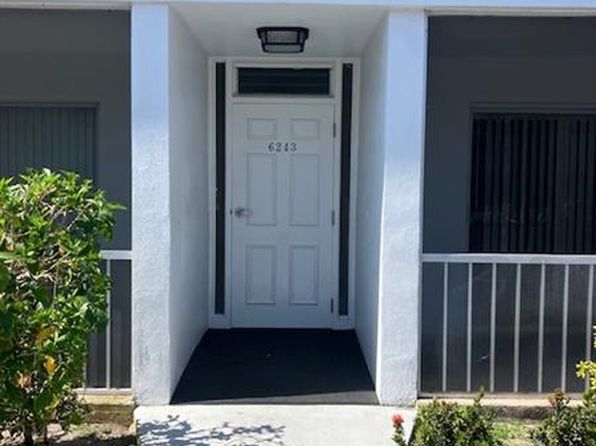 6243 Bay Club Dr APT 2
