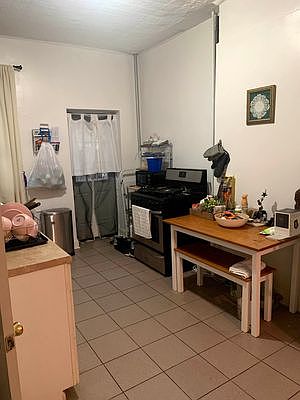 5th image of 128 Linden St #1A