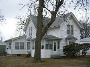 111 Marion Rd S, Central City, IA 52214