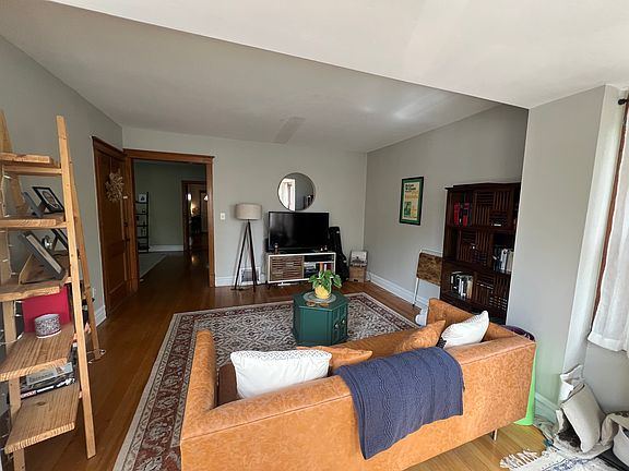 2nd image of 3106 N Damen Ave #3