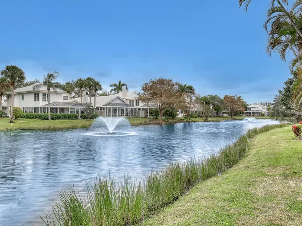 264 Canterbury Drive, Palm Beach Gardens, FL 33418