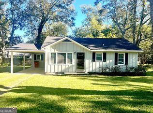 215 12th Ave, Eastman, GA 31023