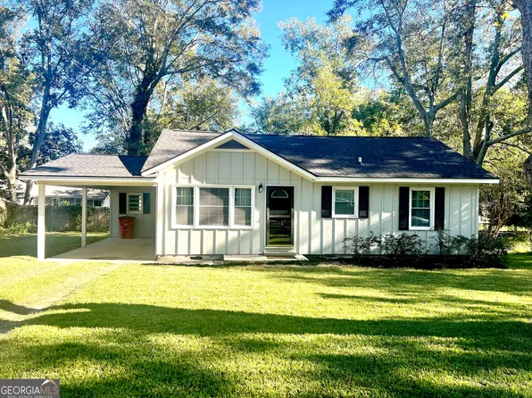 215 12th Ave, Eastman, GA 31023