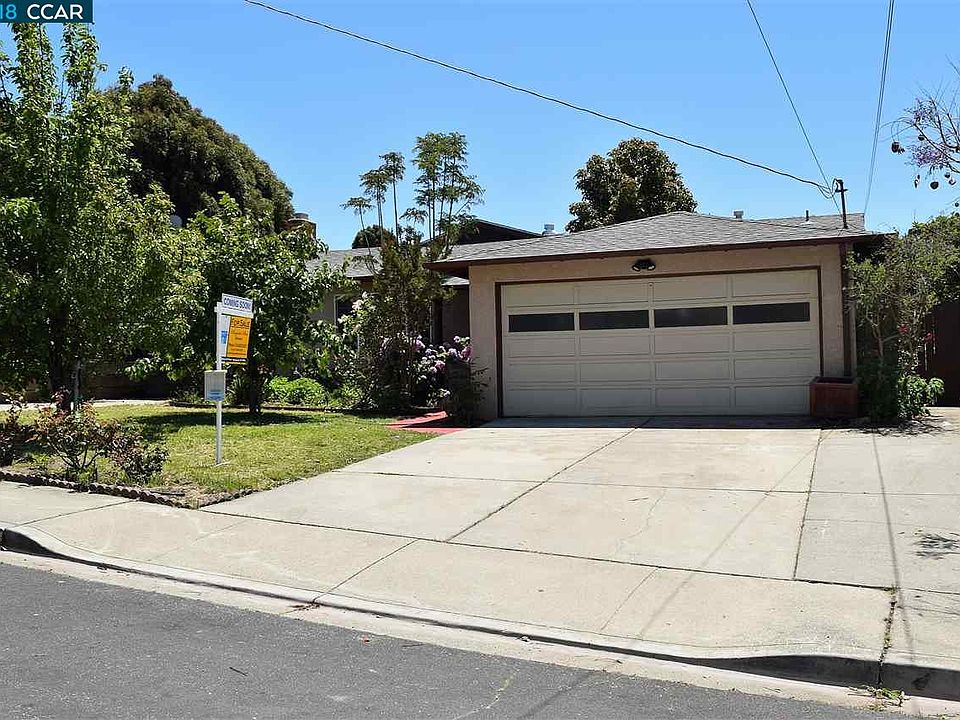 1st image of 2599 Shamrock Dr