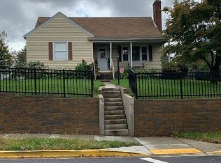 301 College Ave, New Windsor, MD 21776