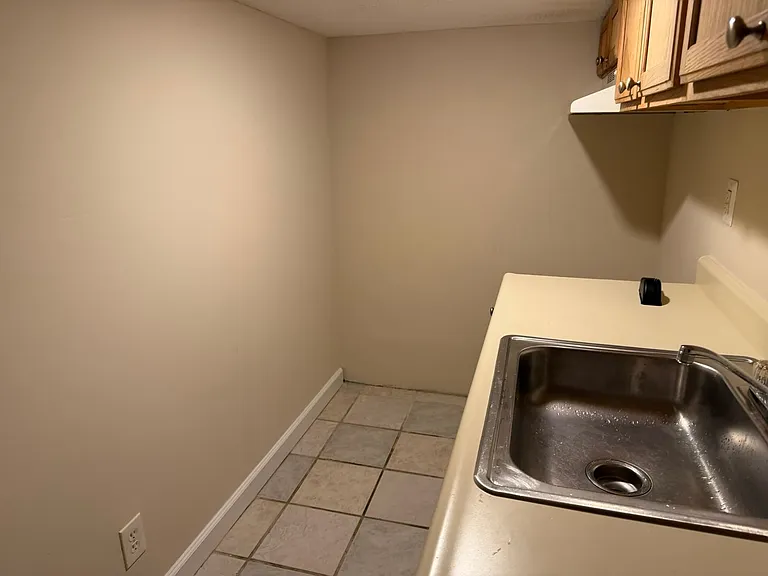 3901 Oglethorpe St — Photo 12
