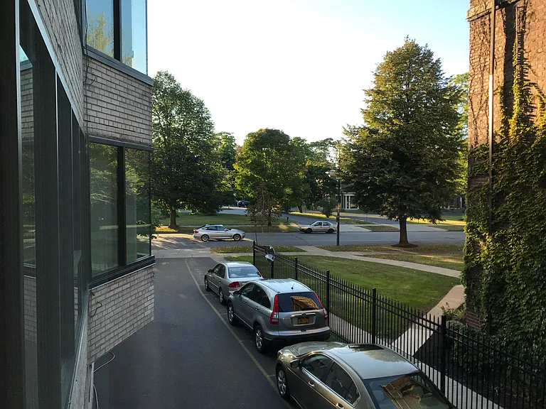 849 Delaware Ave #105 — Photo 12