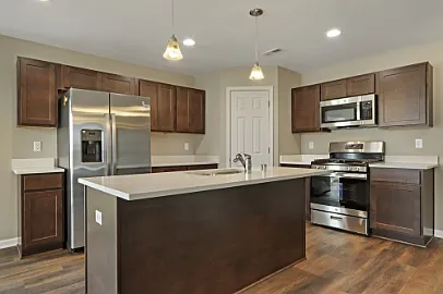 342 Cattail Ct - Unit A — Photo 3