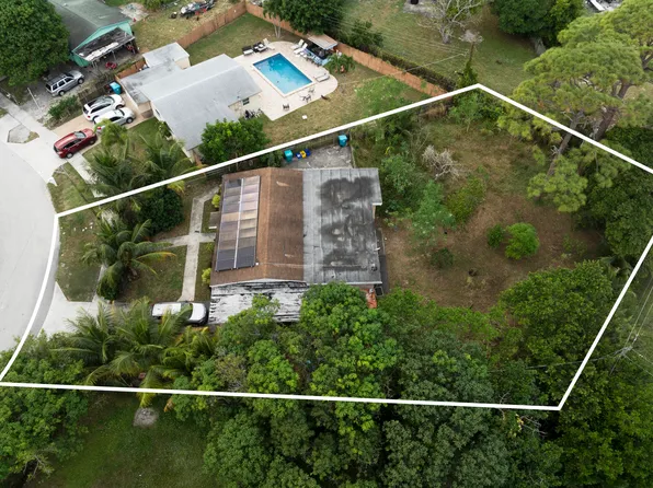 1611 NW 3rd Street, Boynton Beach, FL 33435