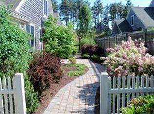 16 Latham Wood, Plymouth, MA 02360