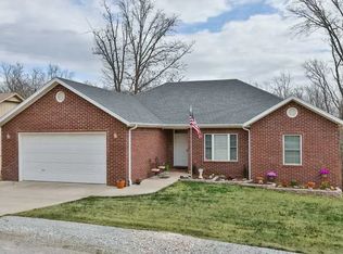 13 Dorking Ln, Bella Vista, AR 72714