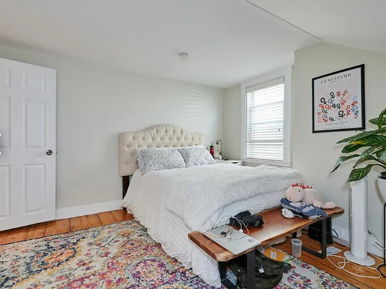 37 G St — Photo 5