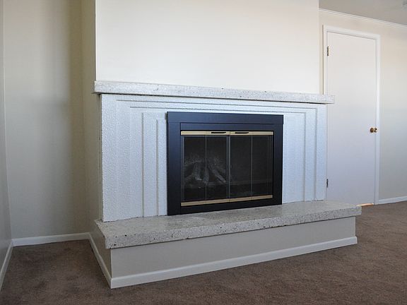 Fire Place Family Rm