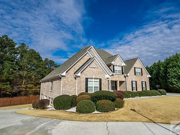 4th image of 409 Sara Ct
