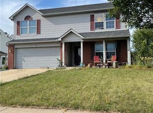 601 Breakers Ln, Fortville, IN