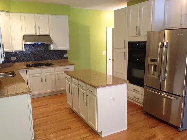 10S447 Carrington Cir — Photo 11