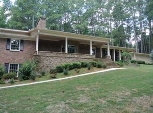 10330 Shallowford Rd, Roswell, GA 30075