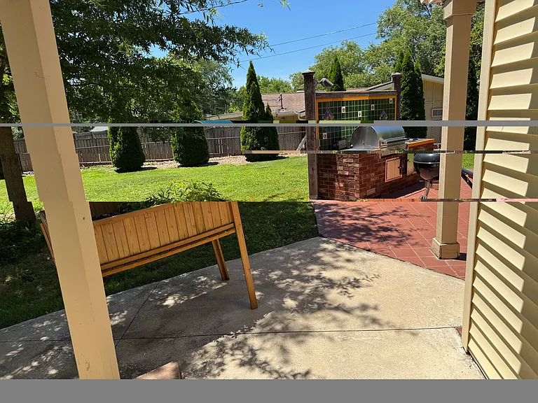2527 Greenway St — Photo 5