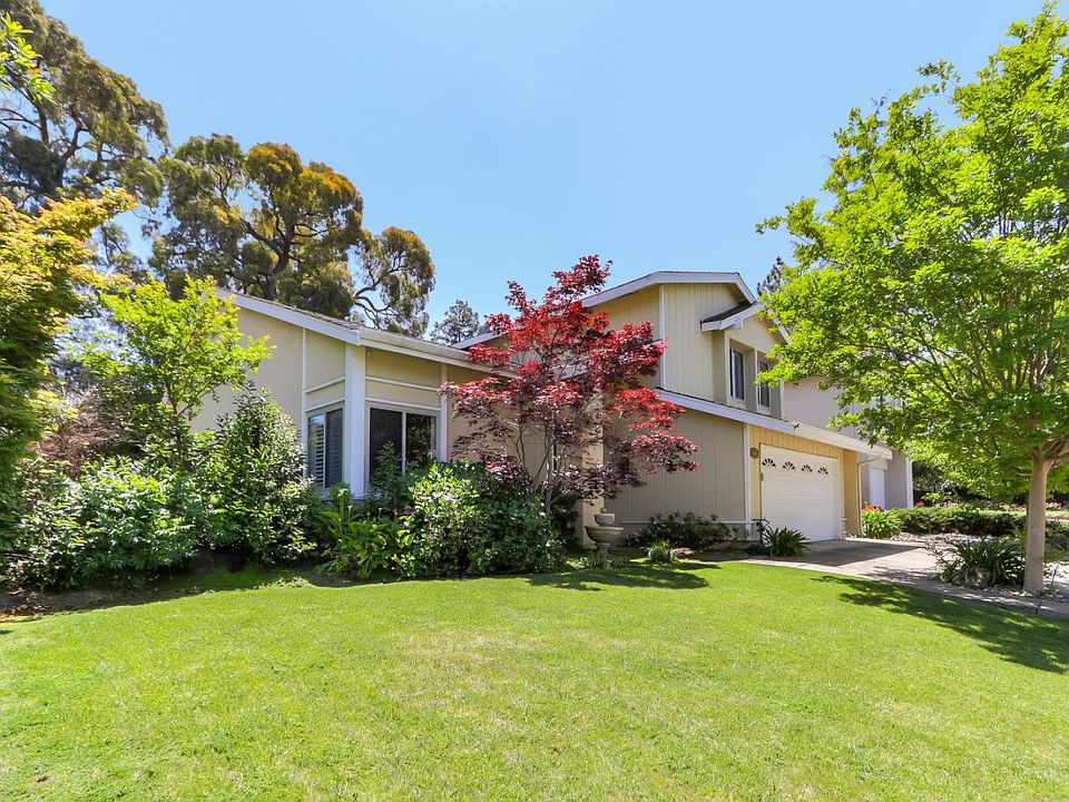 1st image of 716 Seawood Way