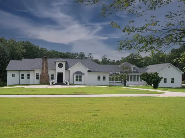 1169 Hodges Cir, Mansfield, GA 30055
