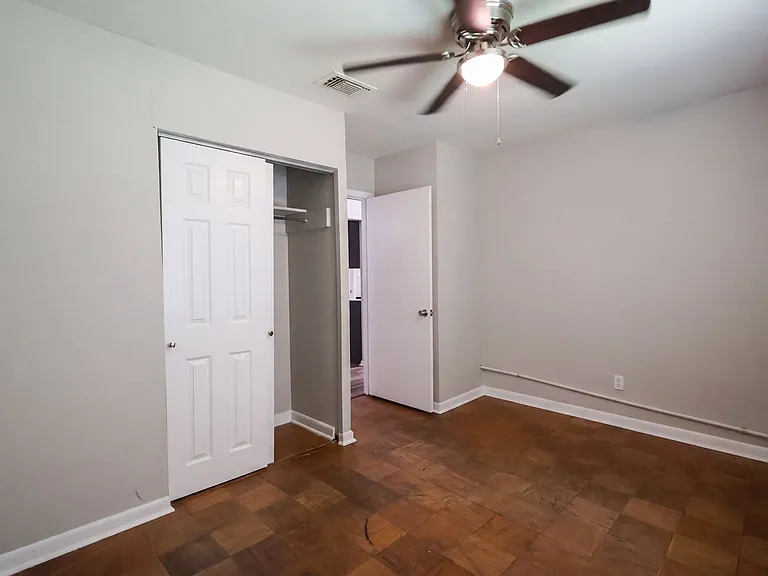 9442 Normandie Dr — Photo 6