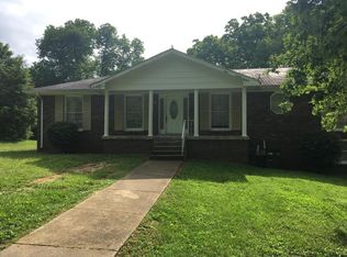 109 Country Club Dr, Hendersonville, TN 37075