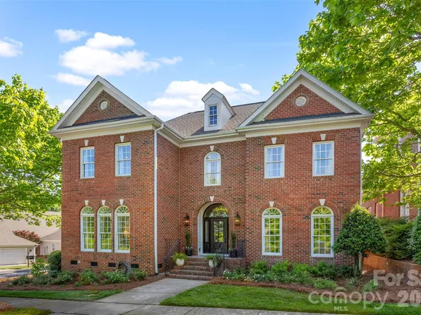 264 Hawthorne Park Ave, Belmont, NC 28012