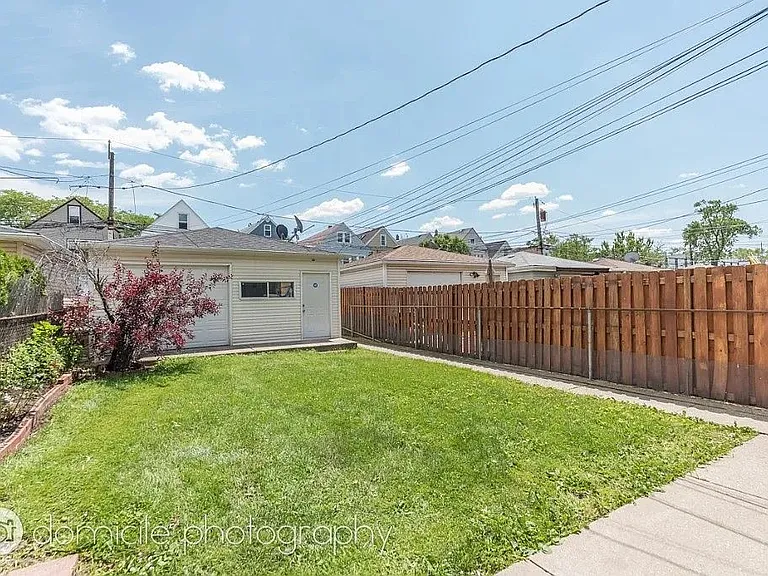 2723 N Hamlin Ave #G — Photo 9
