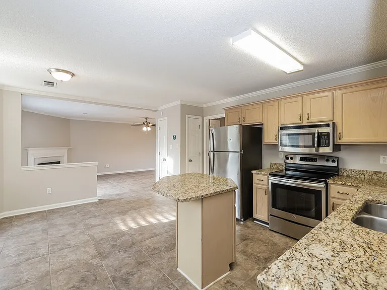 763 Silver Sands Dr — Photo 9