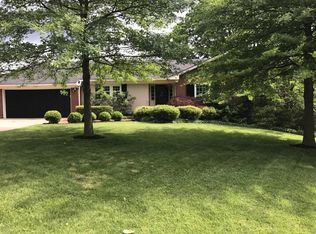 1120 Broadfields Dr, Louisville, KY 40207