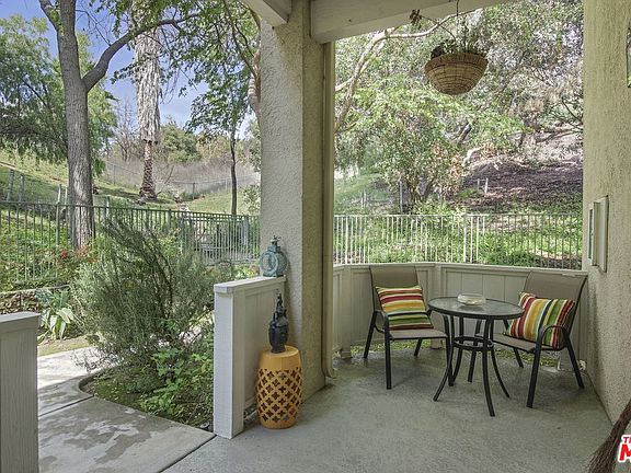 3rd image of 5423 Spanish Oak Ln Unit H
