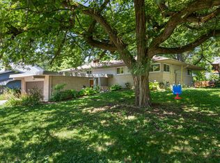 736 Sunset Dr, Naperville, IL