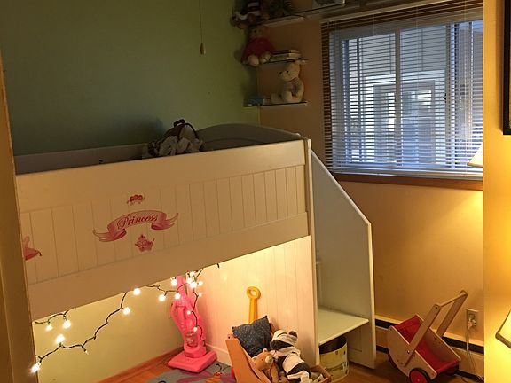5th image of 2382 Huron St