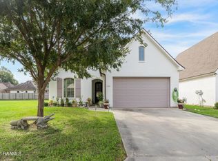 106 Camry Dr, Lafayette, LA 70503