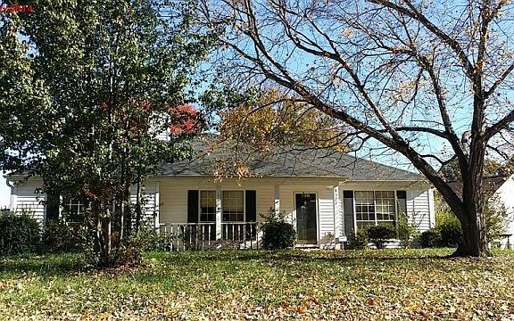 3rd image of 8527 Milton Morris Dr