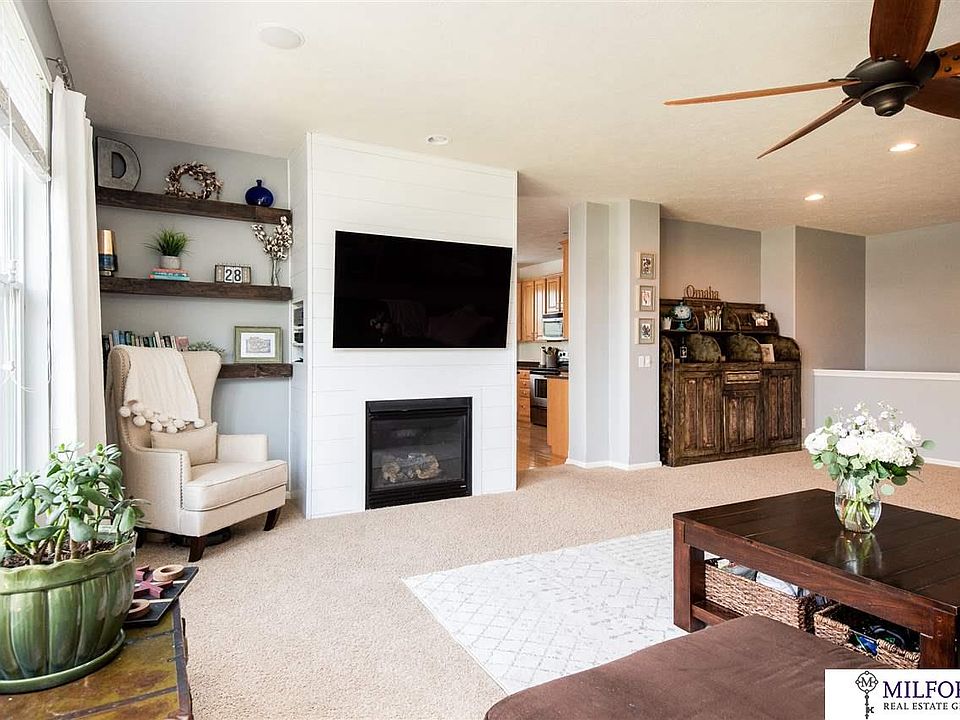 1st image of 1710 Hardwood Dr