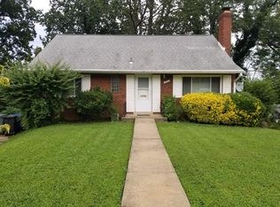 925 N Montana St, Arlington, VA 22205